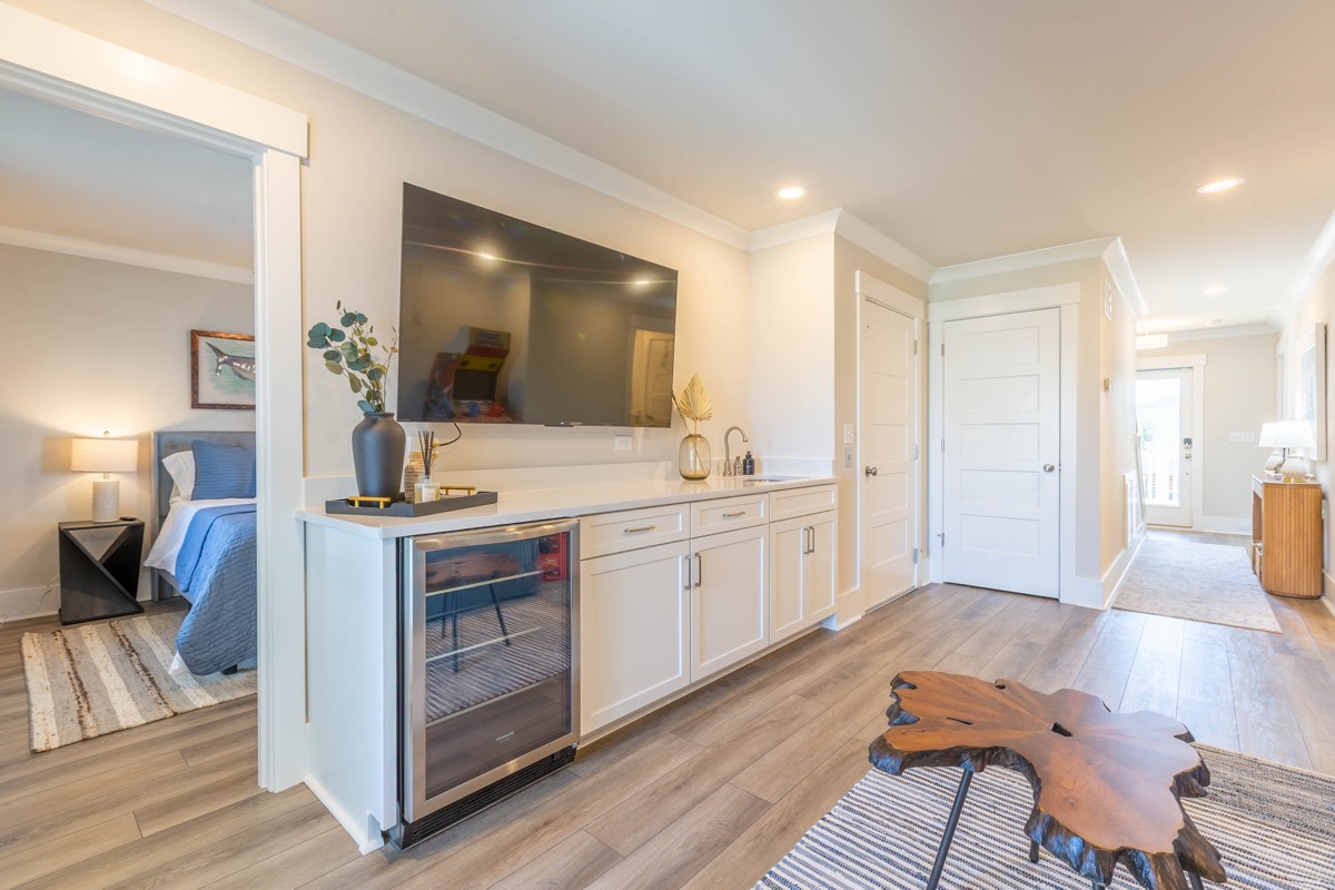Game room wet bar and TV