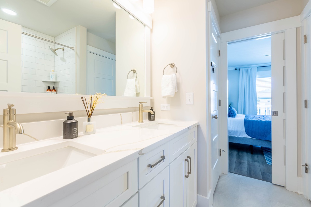 Double-vanity bathroom